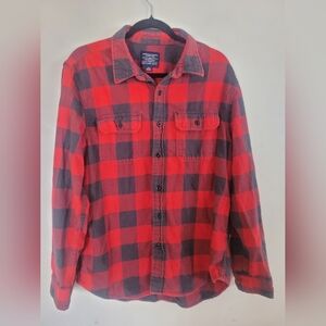 American Eagle Outfitters Red and Black Plaid Shirt